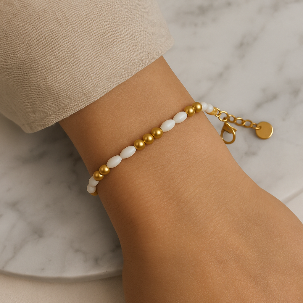 Margot shell and gold bracelet