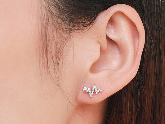 Lissa Heartbeat Stud Earrings