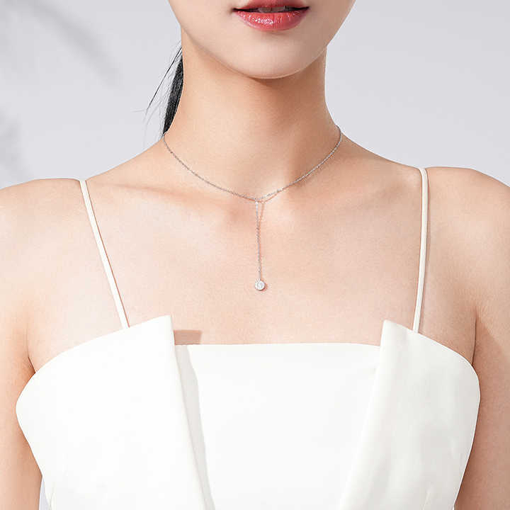 0-143, Diyanna Lariat Pendant Necklace model