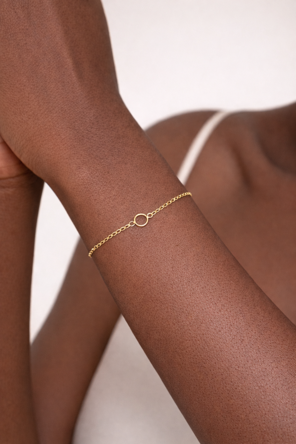 JOET  Axia round open circle bracelet, wrist