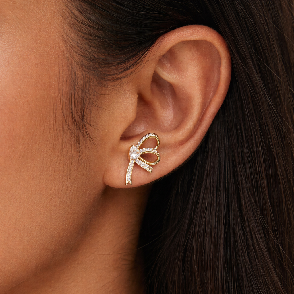 JOET Celia heart ribbon earrings, white